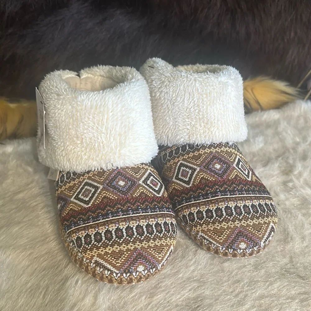 Blazin Roxx slippers S (7002) NWT